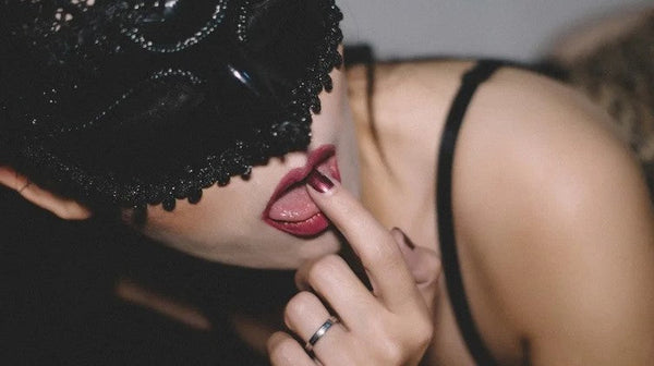 Como Fazer Sexo Oral em um Homem: Guia Completo com Técnicas e Dicas para Elevar o Prazer Dele (e o Seu Também!)