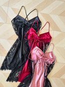 Camisola Renda Decote V Profundo com Alças Finas · Roupa de Dormir Sensual · Tamanhos P ao G