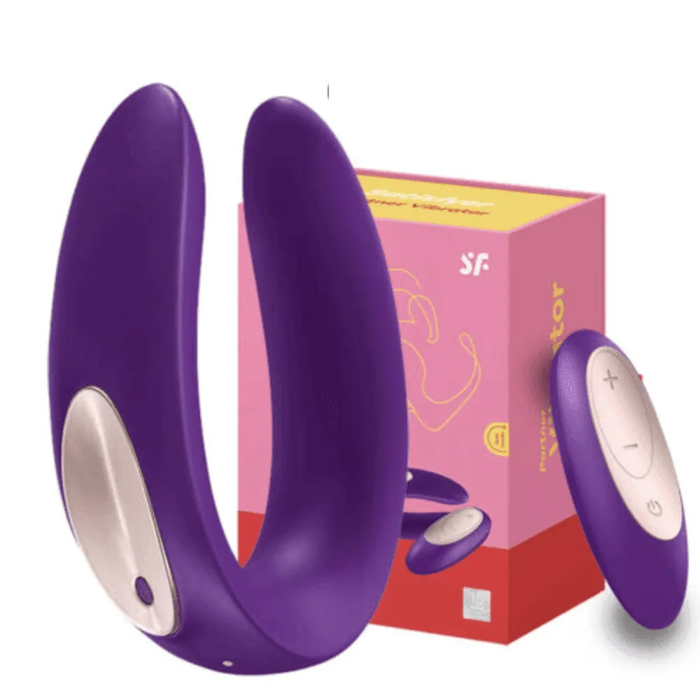 Satisfyer Double Plus Remote - Vibrador para Casais - Libertina Sex Shop - 6 vibradores casal, bluetooth, casais, formatou, mulheres, satisfyer, satisfyer casal, satisfyer comprar, satisfyer controle, satisfyer double, satisfyer plus, satisfyer vibrador, vibrador de casal, vibrador em u, vibrador para casais - Sex Shop Vibradores