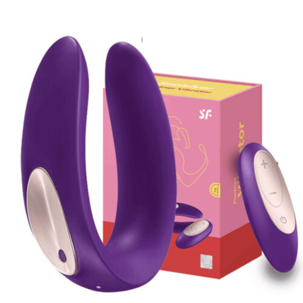 Satisfyer Double Plus Remote - Vibrador para Casais - Libertina Sex Shop - 6 vibradores casal, bluetooth, casais, formatou, mulheres, satisfyer, satisfyer casal, satisfyer comprar, satisfyer controle, satisfyer double, satisfyer plus, satisfyer vibrador, vibrador de casal, vibrador em u, vibrador para casais - Sex Shop Vibradores