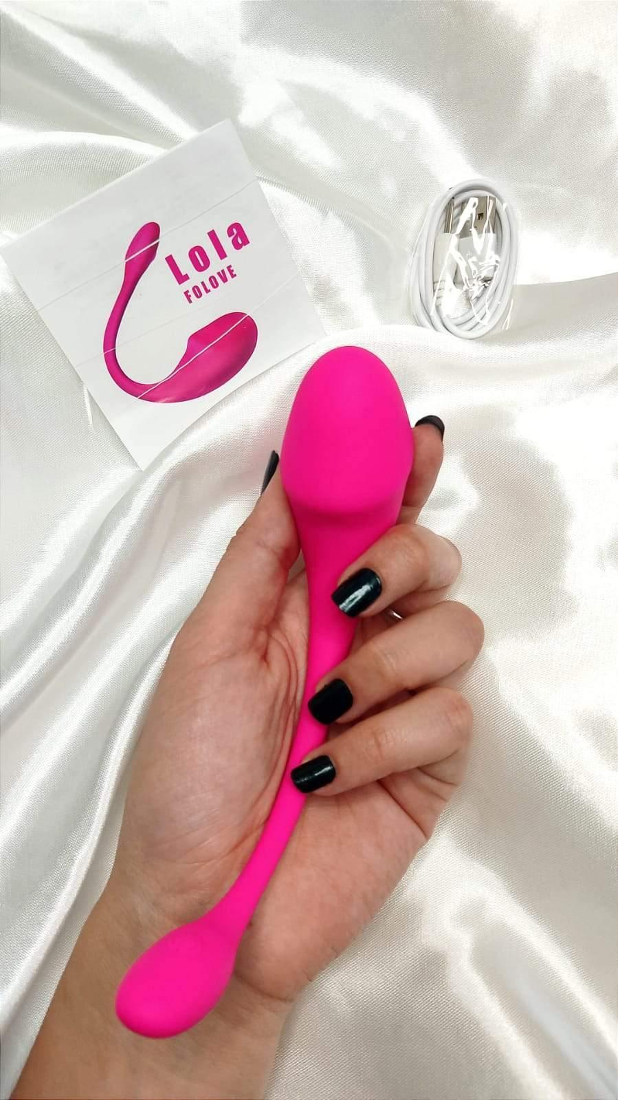 Vibrador Feminino de Ponto G e Clitóris com Controle a Remoto Bluetooth - Lola - Libertina Sex Shop - apenasbluetooth, best, blackfriday22, bluetooth, casais, maisvendidos, megapromo, mulher, mulheres, Traffic 11/05, vibrador, vibrador com controle, vibrador de ponto g, Vibrador Feminino, vibrador feminino bluetooth - Sex Shop Vibradores